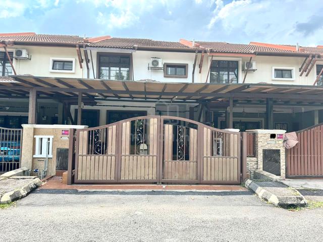 Facing Open & Renovated Double Storey Bandar Tun Hussein Onn Cheras. 1
