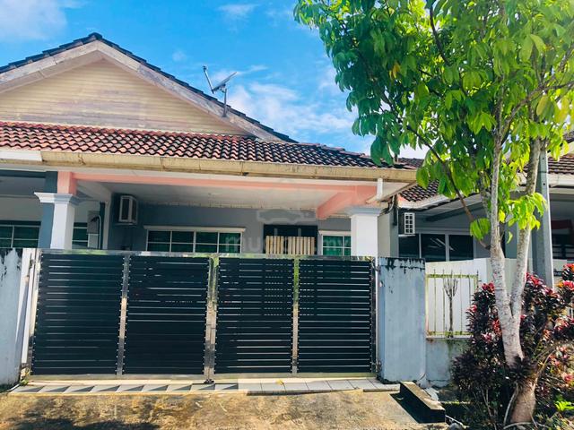 SINGLE STOREY TERRACE FOR SALE At SRI BORNEO STEPHEN YONG KUCHING 1