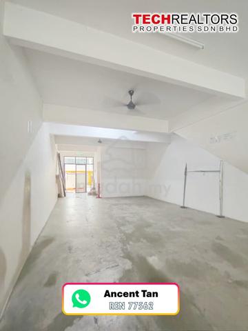 【 FACING JALAN 】Bukit Banyan Business Centre - Ground Floor Shoplot 1