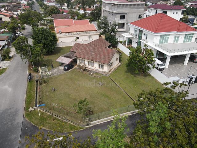 FREEHOLD Bungalow With Big Land Size For Sale in Bandar Klang Selangor 1
