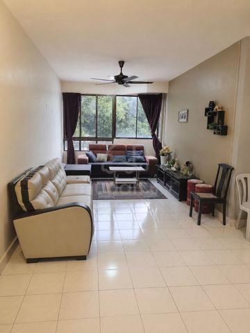 Pantai Apartment 1