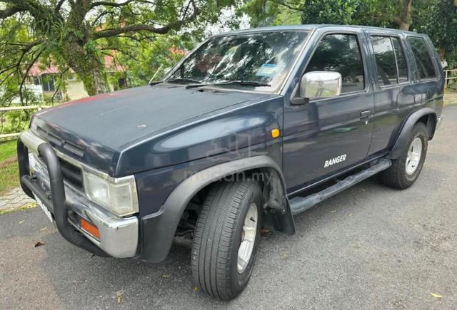 Nissan Terrano 2.4(M) 4X4 Loan Kedai Blacklist Top - 1