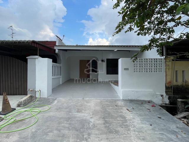 Skudai, Taman Teratai, Kangkar Pulai 1"Storey 3bed Unblock Full Loan 1