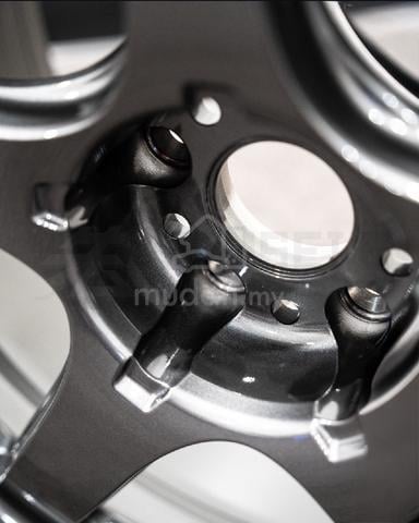 AME Tracer GT-V (Made in Japan) 18x9.5j Et22 - photo 6 of 6