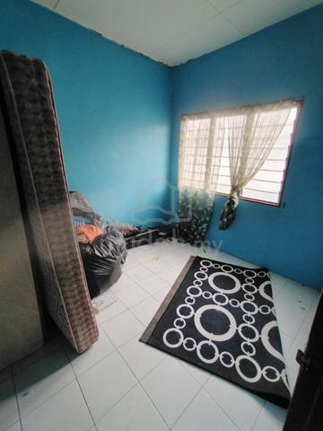 Jalan Scientex 8, Kelapa Sawit, Kulai, 2 storey, unblock view, 1