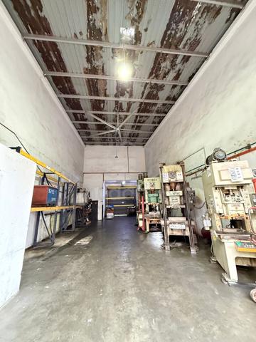 Skudai Industri Jaya Jalan Bistari 2 adjoining Terrace Factory 25x80 1