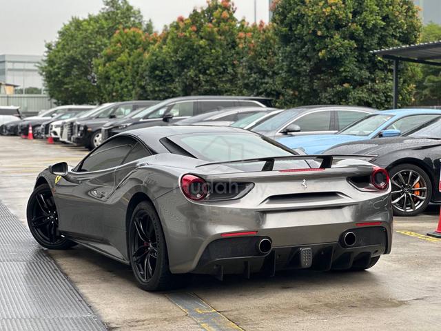 2017 Ferrari 488 GTB 3.9 V8 DIRECT OWNER USED - 2