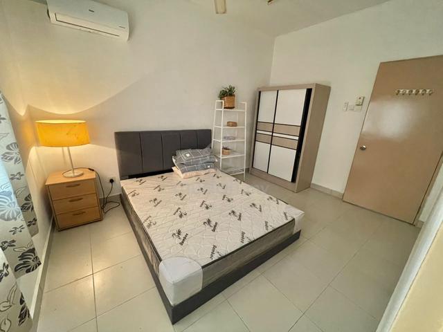 Single Room at Bandar Bukit Tinggi LRT 1