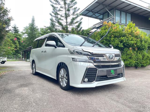 2017 Toyota VELLFIRE 2.5 ZA Black Interior - 5