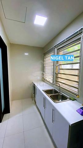 3 Storey Semi D 5500sf Gated E&O Corner Unit Tanjung Tokong 5