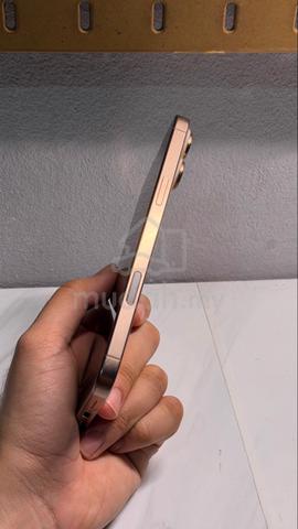 iPhone 16 Pro Max 512GB - photo 5 of 6