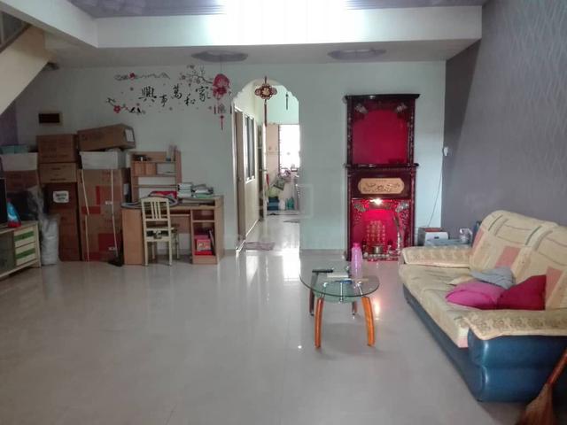 Bukit Indah Jalan Indah 12 Double Storey House Near Nusa Bestari 1