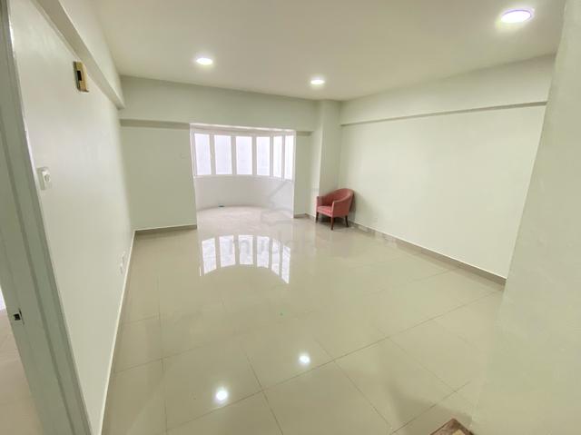 Golden Hills Resort (Amber Court Apartment) 1