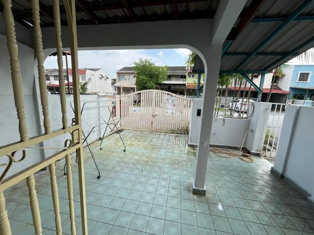 SS19 Single Storey Terraced 2R2B Subang Jaya, Selangor [Partial Furnis 1