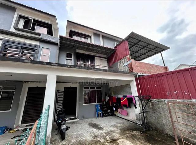 Terrace house 2.5 tingkat - Direct Owner 1