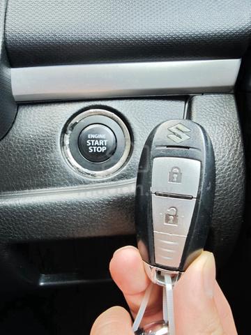 2012 Suzuki SWIFT 1.4 GLX KEYLESS PUSH START AUTO - 3