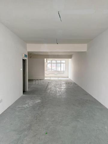 3 storey shoplot taman Tun Aminah 1st & 2nd floor unit for rent only 1