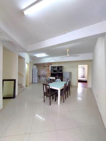 1st Floor Townhouse near MRT Taman Pertama HUKM Sommerset Close Cheras 2