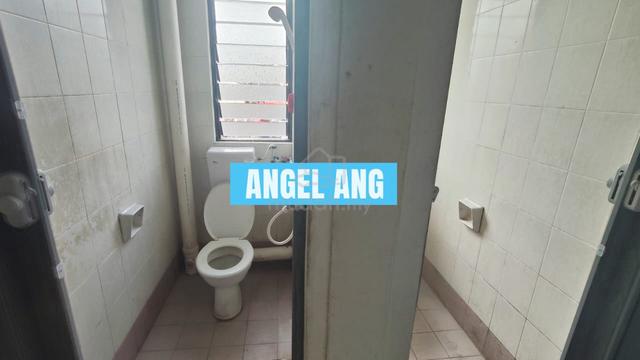 Sungai Ara Shop Lot near School, Market 5