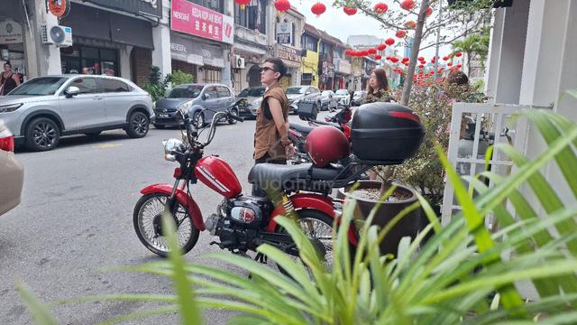 Carousel Image Selected