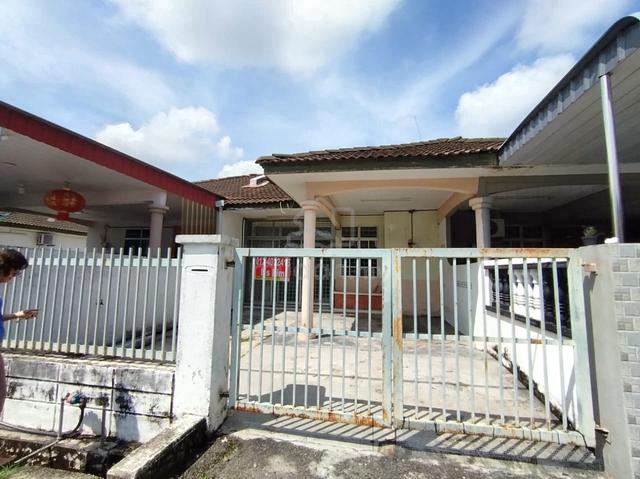 Worth buy single terres taman tasek mutiara 335k only 1
