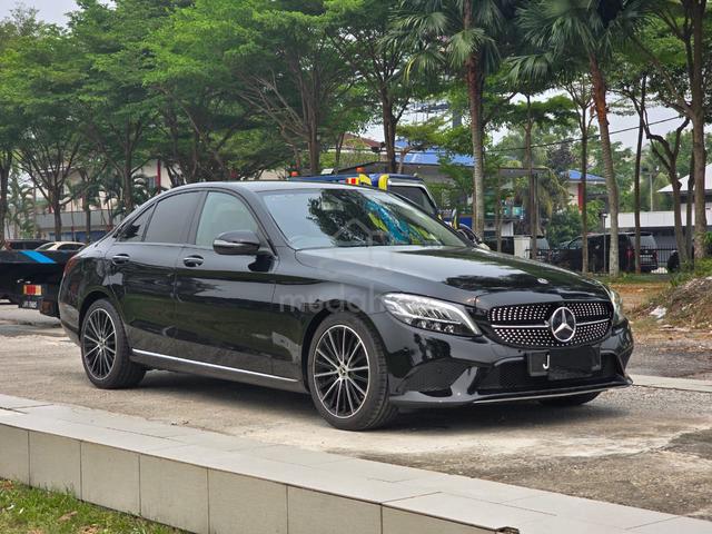2019 Mercedes Benz C200 1.5 AVANTGARDE well kept - 1