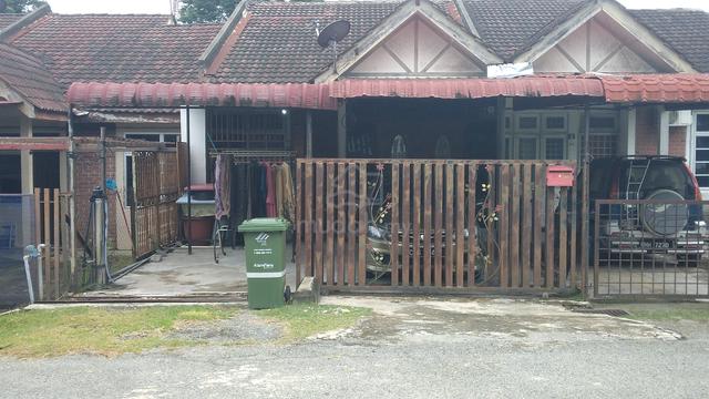 Bilik Sewa Perempuan Seberang Temerloh 4