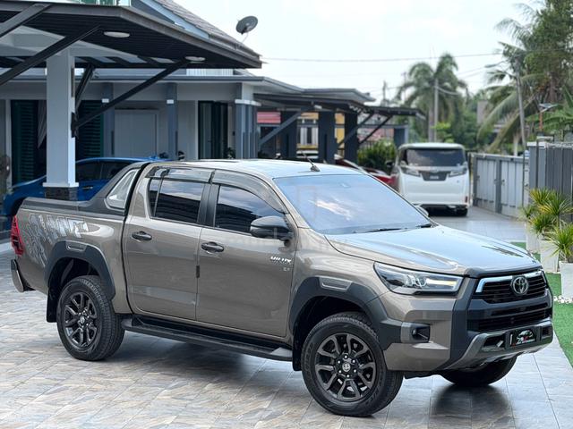 2022 Toyota HILUX 2.8 ROGUE (A) LIKE NEW CASH LOAN - 1