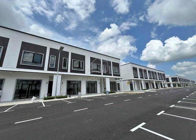 Double Storey Shoplot Ekoperniagaan Pasir Gudang / Politeknik / Lotus 1