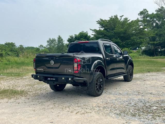 2017 Nissan NAVARA 2.5 VL 4x4 (A) Rear Bull Bar - 4
