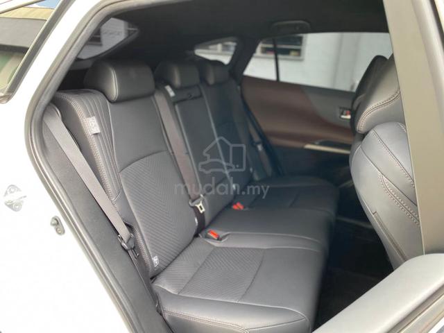 2021 Toyota HARRIER 2.0 Z LEATHER Full Spec ! HOT! - 4