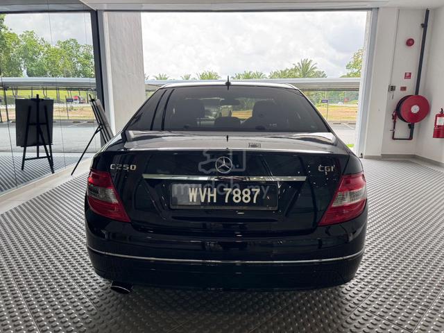 2011 Mercedes Benz C250 CGI-W204 - 5