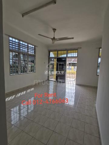 Lunas Desa Seni Single Detached house near BKE and High Tech Park 1