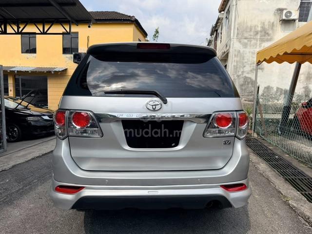 2012 Toyota FORTUNER 2.7 V TRD SPORTIVO FACELIFT - 4