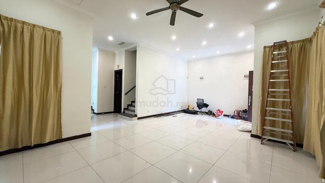 3 Sty Semi D with Lift @ Beverly Heights, Ampang, Freehold, KL, Cheap 1