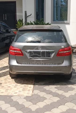 MERCEDES BENZ B200 (Direct Owner) - 3