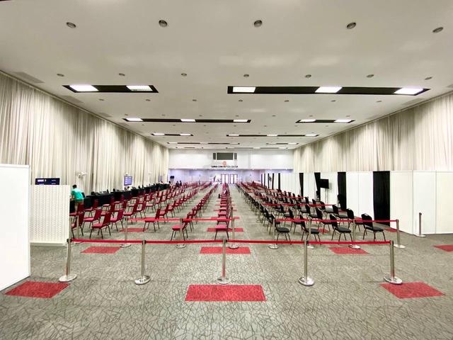 (RENT) Single storey commercial building Bangi Convention Centre 3