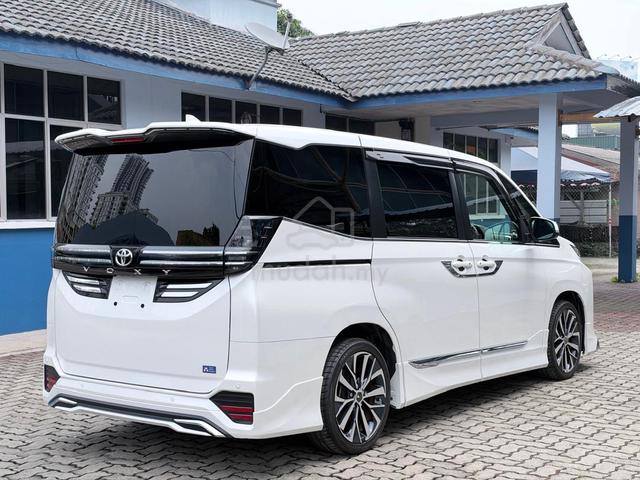 2022 Toyota VOXY 2.0 S-Z MODELISTA BODYKIT & RIMS - 5
