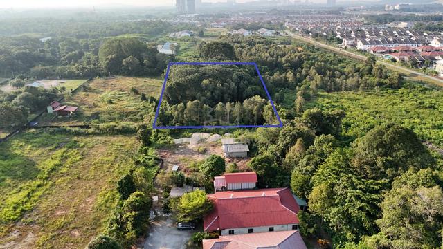 Potential and Flat Land | Agri Land at Kampung Baharu Lanjut Sepang 1
