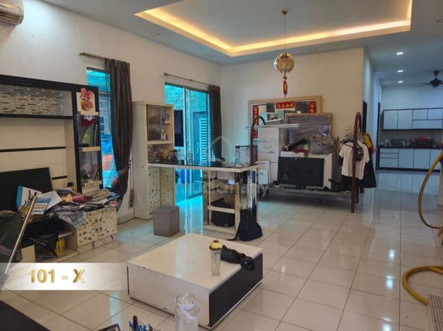 RENOVATED UNIT!! BELOW MARKET!! 2 Storey Semi-D Aman Perdana Klang 1
