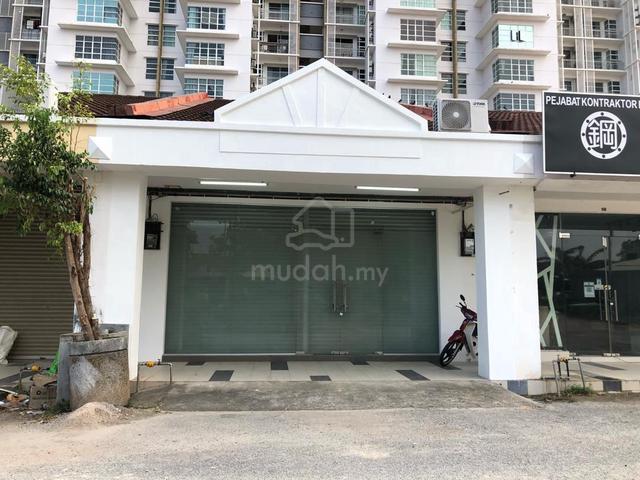 Taman Bukit Indah Shop For Rent *Hot hot area,1 storey shop 1