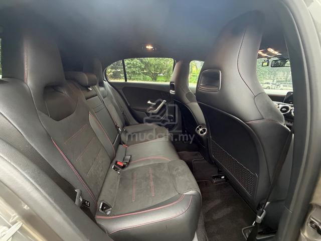 【25000KM,RECOND】2021 Mercedes Benz A180 AMG 1.3 - 5