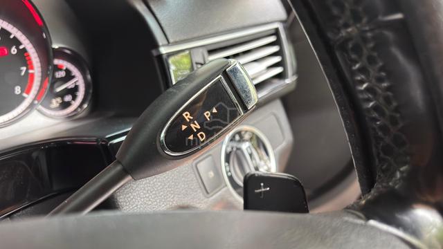 2011 Mercedes Benz E250 CGI BlueEFCY - 4