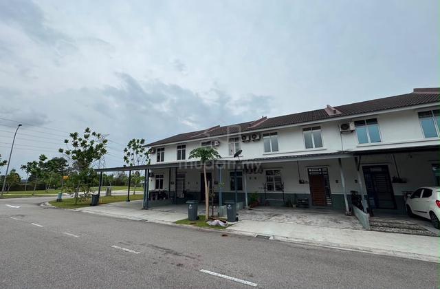 2-Storey Medium Cost@Bandar Dato Onn｜Near Aeon Mall｜3Bed2Bath｜For Rent 1