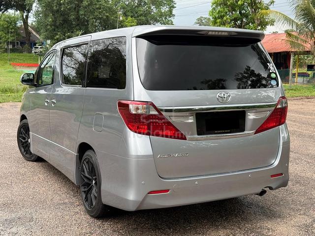 2013 Toyota ALPHARD 2.4 240S FACELIFT (A) - 4