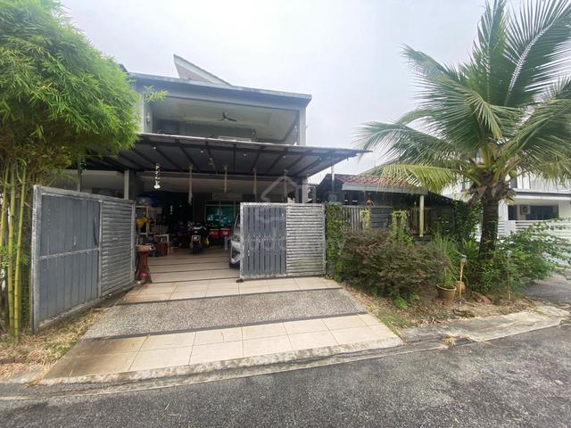 End Lot With Land Taman Seri Austin, Johor Bahru 1