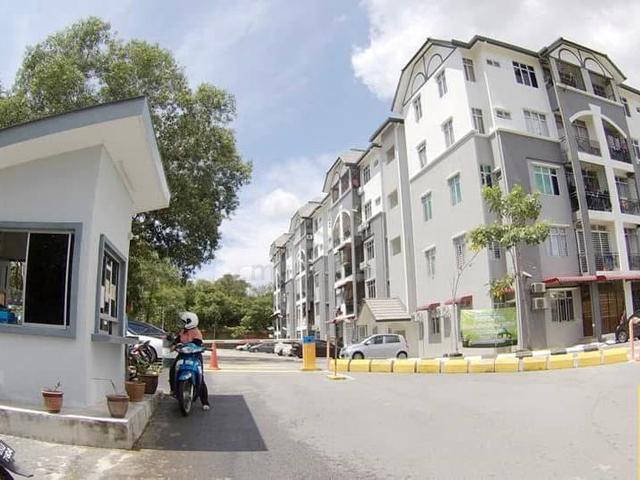 Dahlia Court Apartment (Salak Tinggi) 1