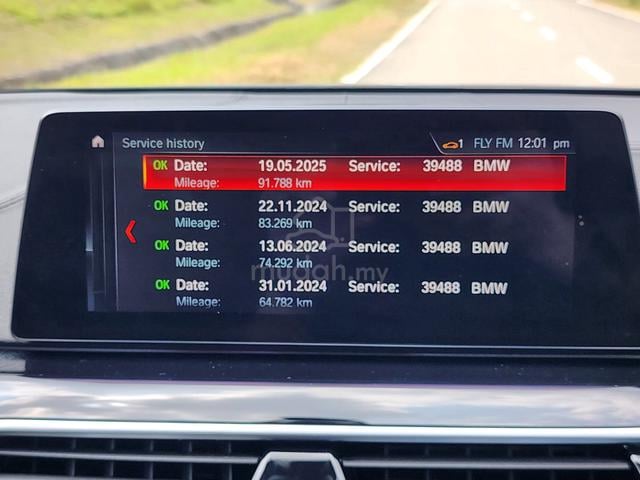 2019 BMW 520i G30 2.0 FULLY CONVERT M SPORT LCI - 5