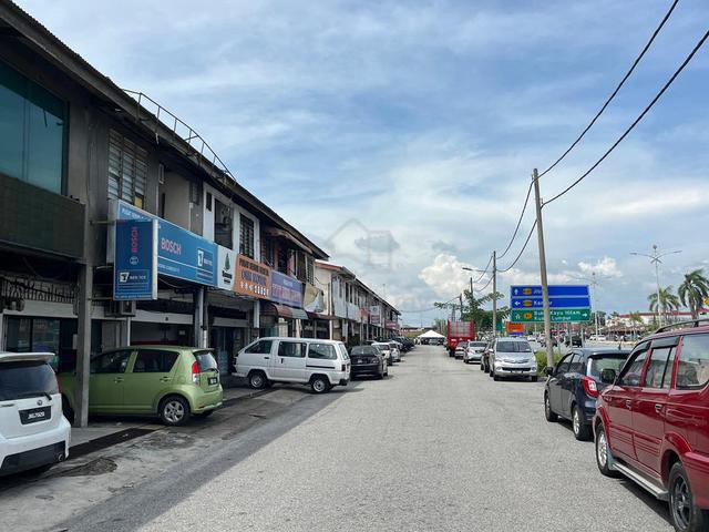 Facing Main Road Shoplot For Rent at Jalan Gangsa Alor Setar 1