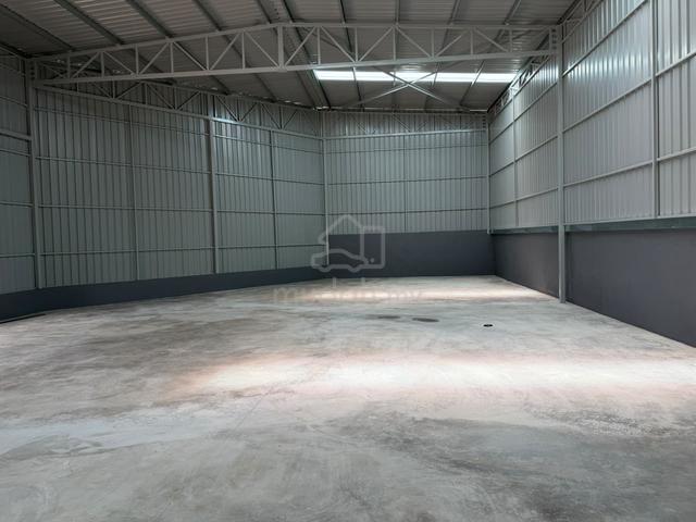 Warehouse with Office & Covered Car Porch For Rent Mak Mandin 1